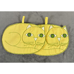 2) Vintage Embroidered Yellow Cat Potholders Hand Made Trivet Retro Bnfts Chrty